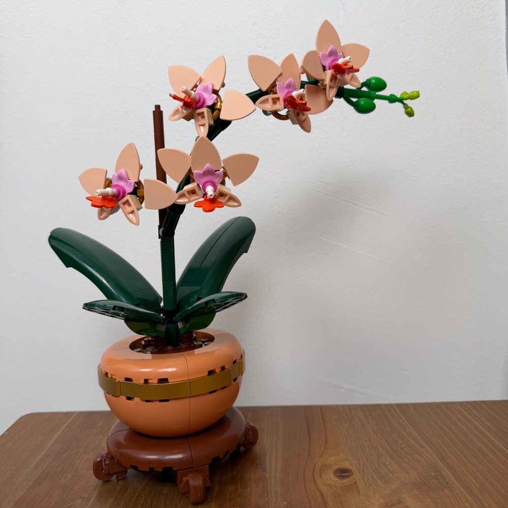 LEGO Icons Orchid 10343 Botanical Collection Peach Flower Set with Manual 274 pc